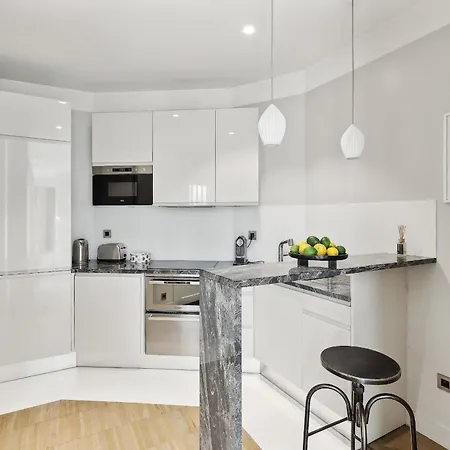 Bnbnova - 2br 2ba Le Marais & Place Des Vosges Apartamento