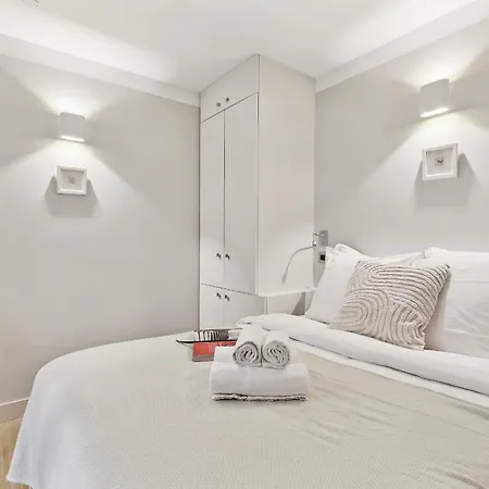 Bnbnova - 2br 2ba Le Marais & Place Des Vosges